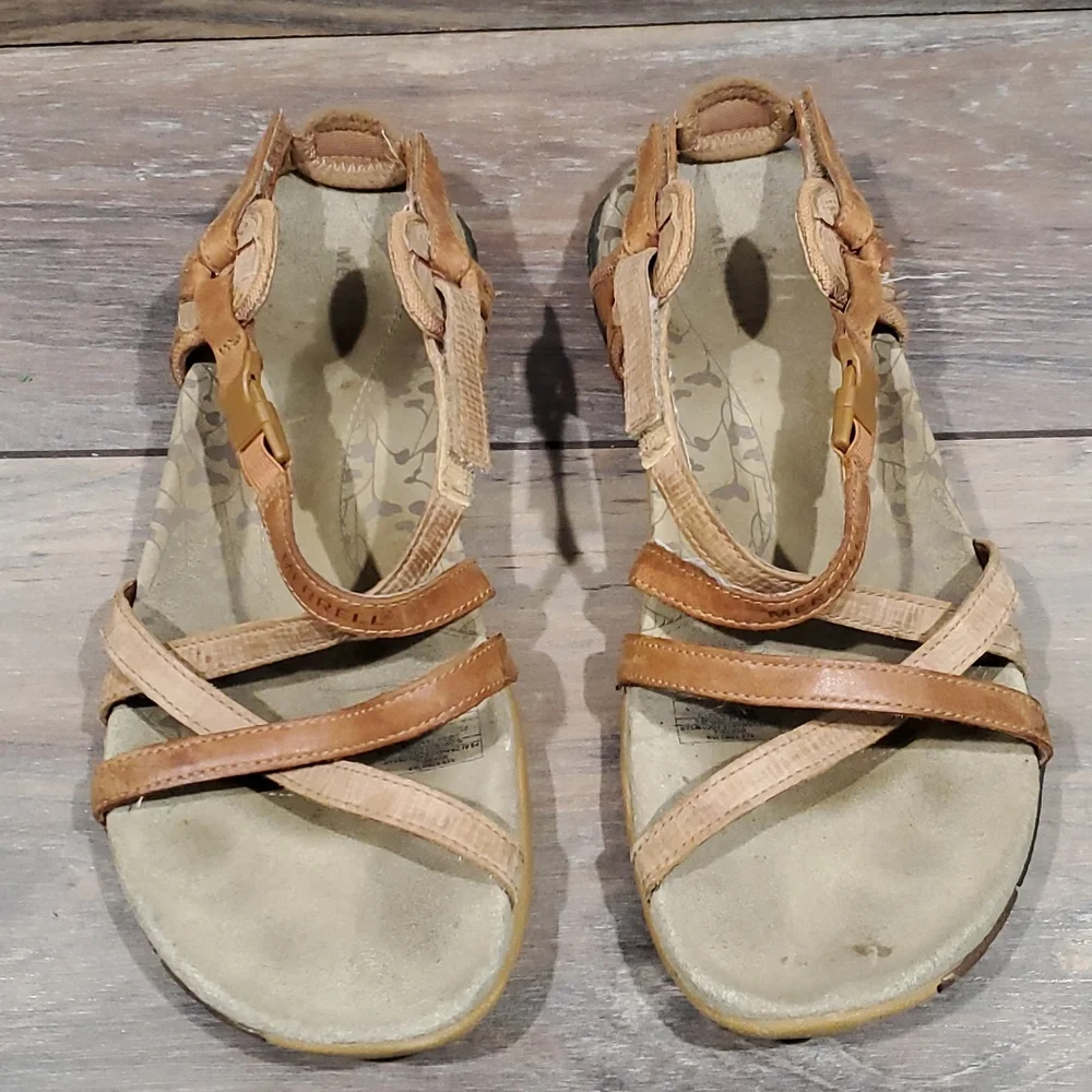 Sold Merrell Women outdoor hiking shoes Sandals sz 7 athletic Strappy slip on - Picture 3 of 10